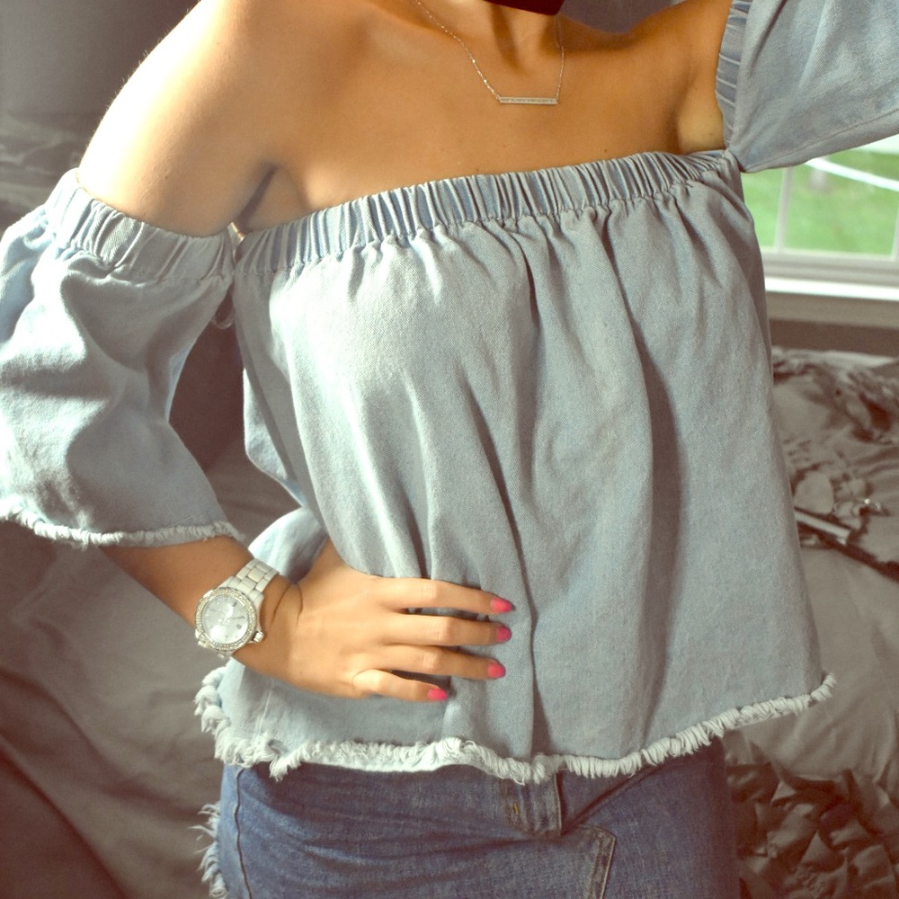 JEAN OFF THE SHOULDER TOP